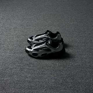 GOSPEL【Nike Air Max Muse W “Black Silver”】Karina FV1920-001