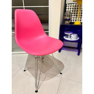 Herman Miller Eames DSR Side Chair 蛋殼椅 粉紅色