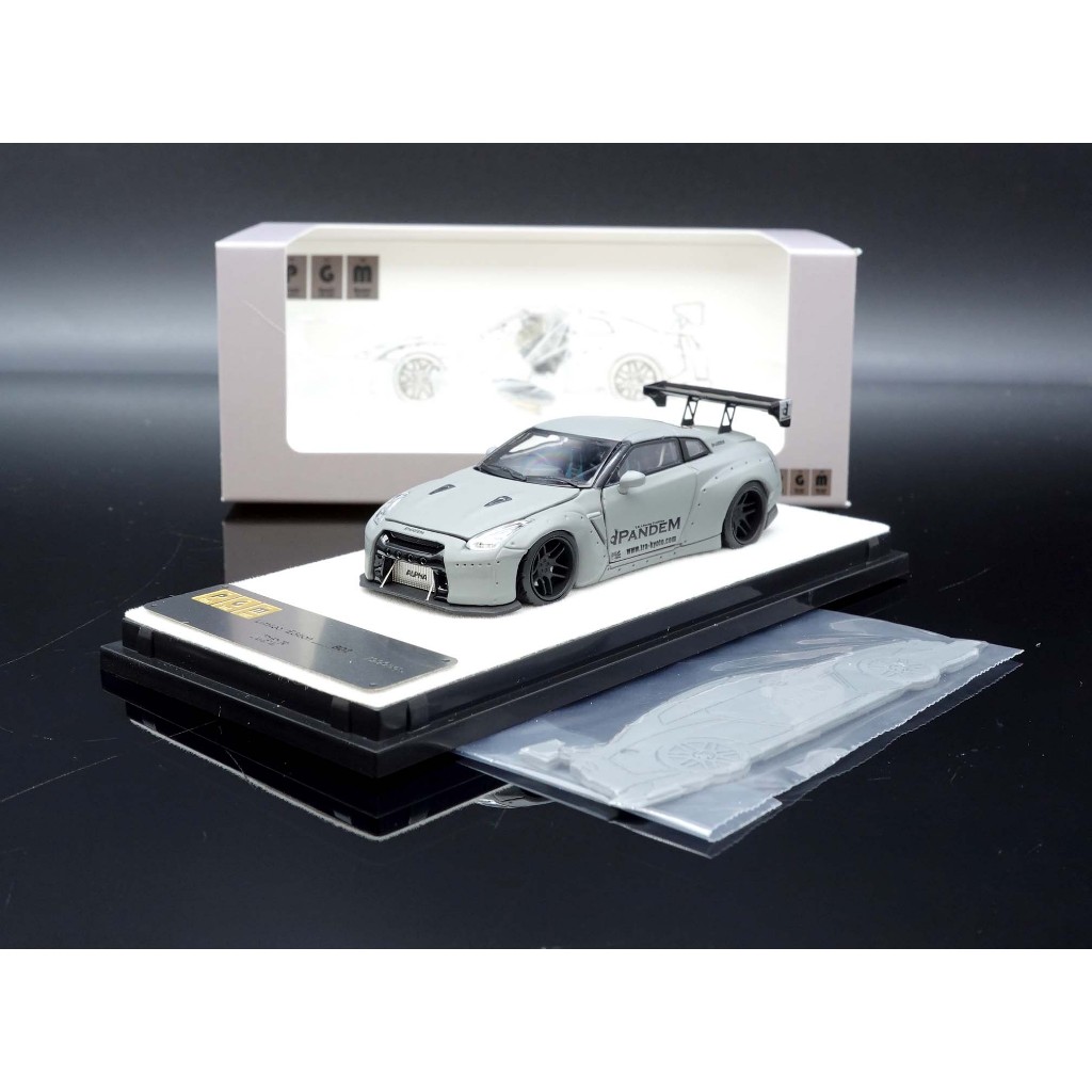楽天市場】1／64 pandem nissan gt－r r35の通販 1/64 PGM 日産 GTR