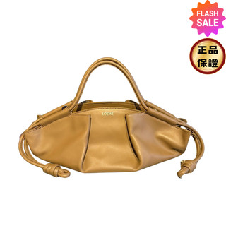 Loewe 亮面納帕小牛皮小款 Paseo 包 橡木色