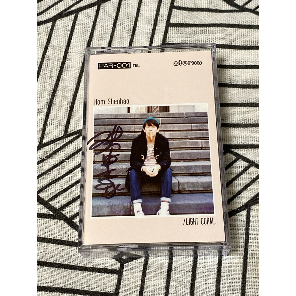 洪申豪 HOM SHENHAO(ex 透明雑誌) LIGHT CORAL 洪申豪 HOM SHENHAO(ex 透明雑誌) LIGHT CORAL - メルカリ