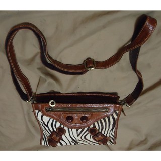 Cordan Leather 咖啡色真皮+毛皮側/肩背方包,底寬度25*5cm,高度17cm,降價大出清