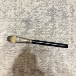 MAC 刷具 專業時尚粉底刷190粉底刷