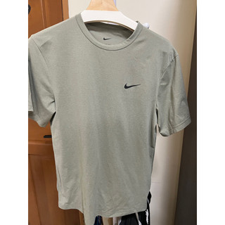NIKE DRI-FIT 運動上衣