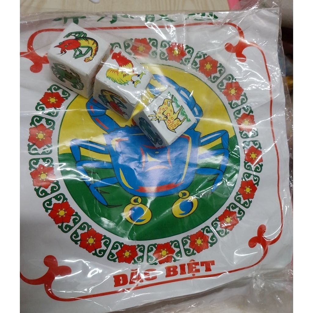 BẦU CUA CÁ 蝦子 螃蟹 雞 鹿 魚 葫蘆 骰子 過年 桌遊