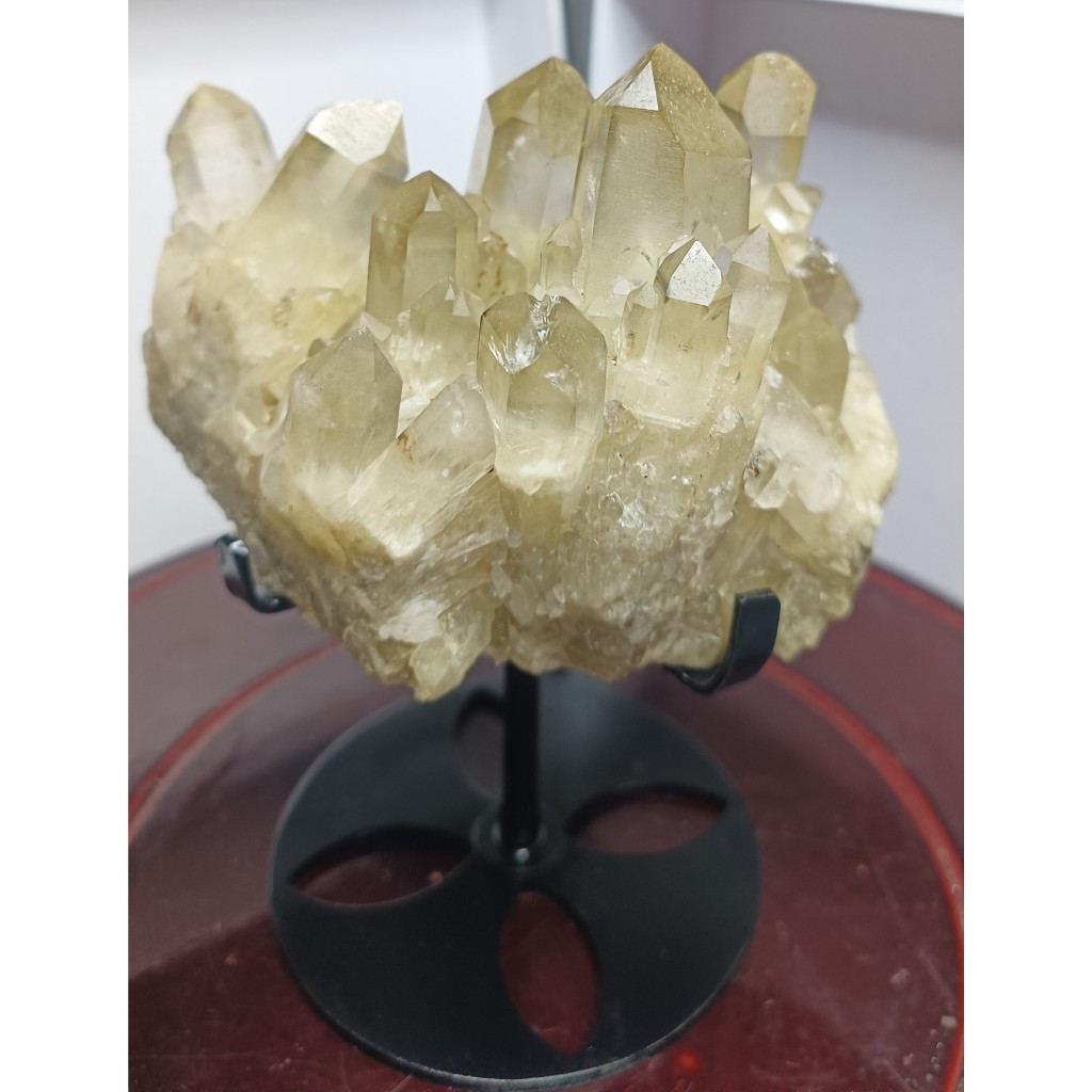 晶玉堂二店***天然黃菠蘿水晶--黃水晶菠蘿原礦-骨幹水晶--菠蘿骨幹水晶---重860g附金屬礦標架