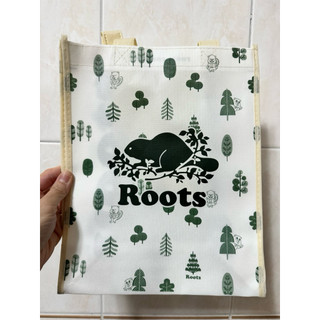 ROOTS-限定露營購物袋尺寸中24x13×30（全新商品）