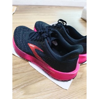 SKECHERS BROOKS 女 38號/24 慢跑鞋 HYPERION TEMPO(1203281B086)