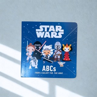📖書蟲選書【星際大戰ABC字母啟蒙書】Star Wars字母書厚頁書 1歲起親子共讀不限年齡認識英文字母 用經典角色陪
