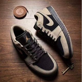 Nike Air Jordan 1 摩卡小倒鉤 男女鞋 棕黑 IB7109-005