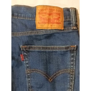 Levis，511型，伸縮窄管褲