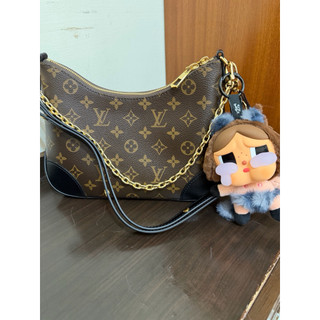 🩵物主寄售🩵Louis Vuitton® LV 晶片款29x16x9公分 二手 經典老花牛角包 配件：香奈兒防塵套