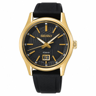 SEIKO 精工 水晶抗刮玻璃 黑金配色 大日期窗 黑色膠帶 男錶 簡約商務 質感腕錶 SUR560P1｜感性時間鐘錶｜