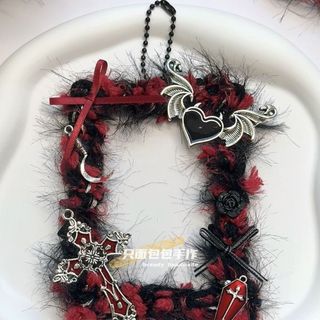 🧶混綫卡套 小眾ins【惡魔之花】高顏值diy手作蕾絲咕卡套二次元追星 咕卡套 谷美 手工卡套 硬卡套 kpop追星卡套