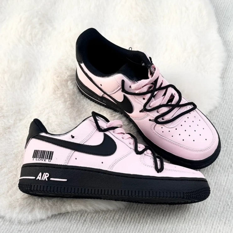 🏷️酷派 Nike Air Force 1甜酷感 潮流 翻轉甜心 Vlad 黑粉 DD8959-001