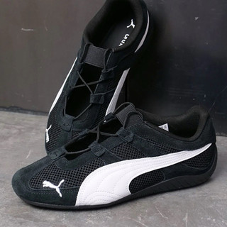 PUMA 的Speedcat Go Wns 是PUMA經典賽車鞋Speedcat系列的衍生款式