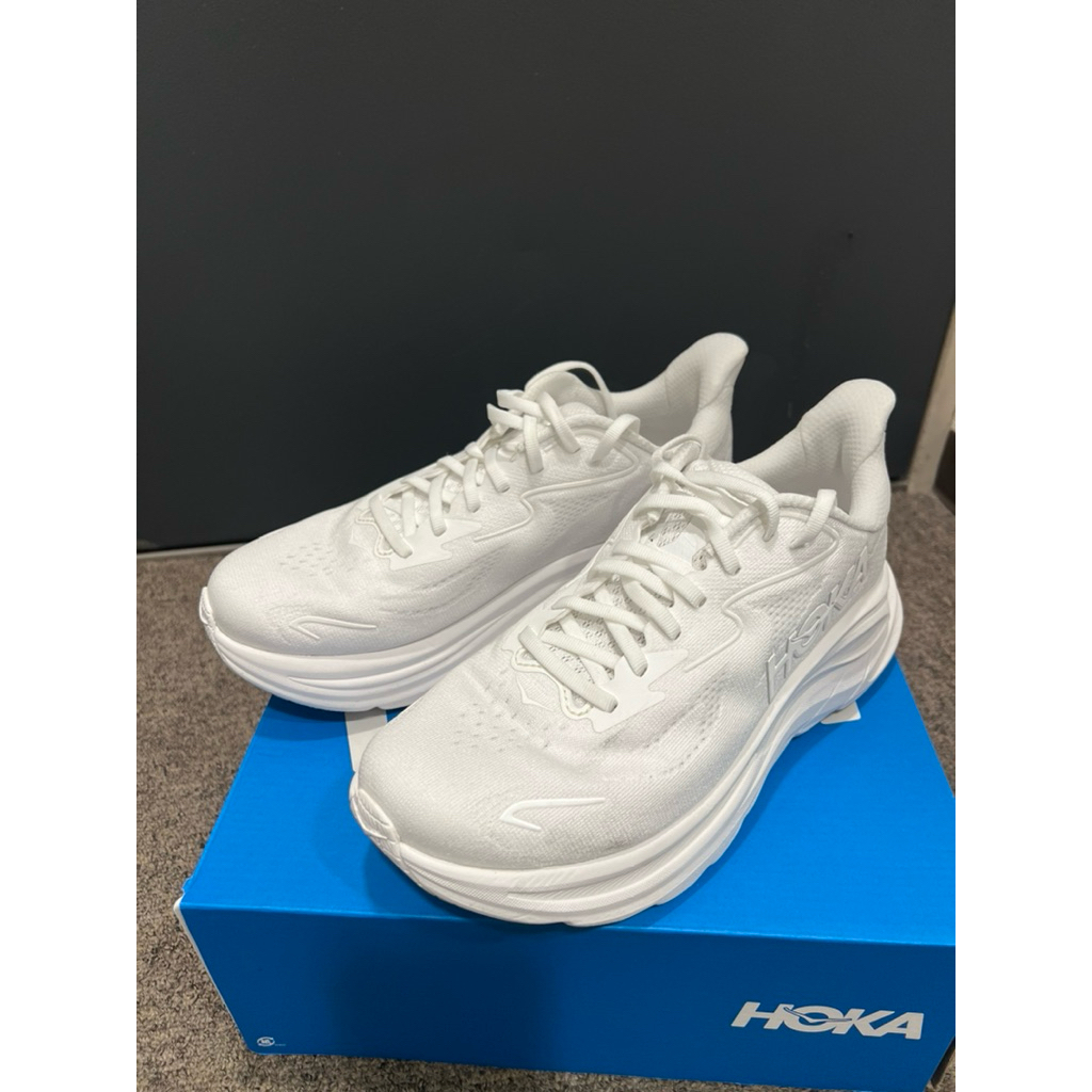 HOKA W CLIFTON 10 女 （僅穿一下）