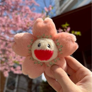 WAWOO.｜現貨 Takashi Murakami 村上隆 新款 絨毛 小花 櫻花 雙面 吊飾 鑰匙圈 別針