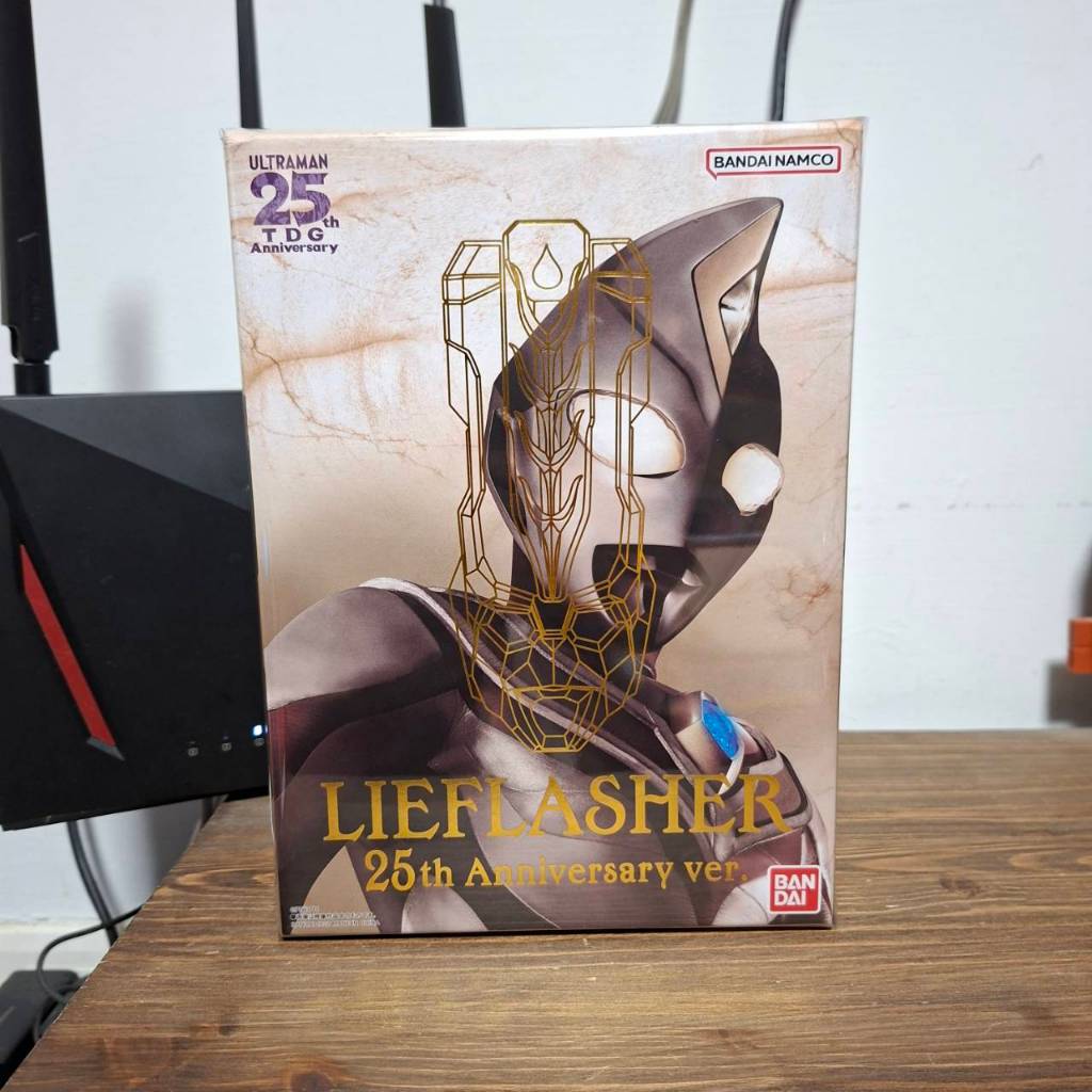 現貨 超人力霸王 Dyna 帝納 變身器復刻系列 帝納閃光劍 25週年ver. 變身器 戴拿 帝拿