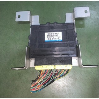 三菱 Space Gear 2.4cc 原廠 行車電腦 電腦 引擎 MR400415 中古汽車零件-00