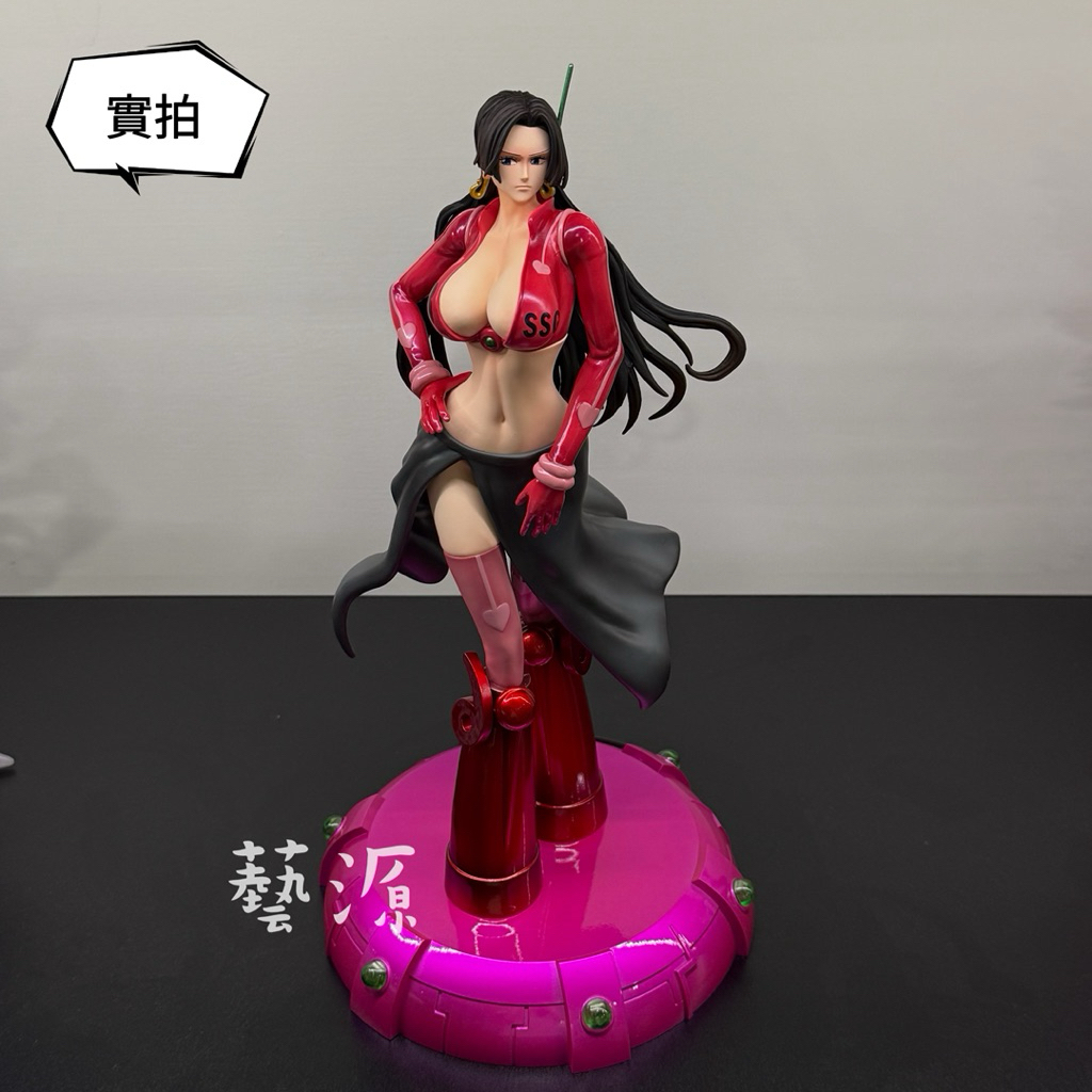 【藝源】 現貨 海賊王 航海王 蛋尖岛女帝 女帝公仔 海贼王公仔 美少女 GK 擺件 禮物 生日禮物 女帝 客廳裝飾