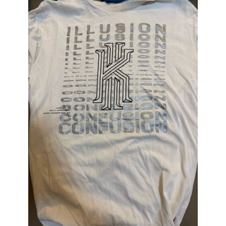 Nike kyrie Irving 衣服 二手