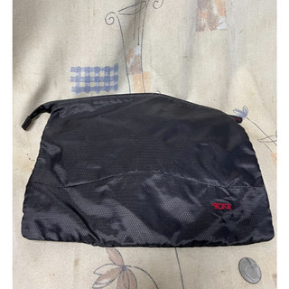 TUMI 高端商旅品牌 旅行過夜包 盥洗收納袋 聯名合作 時尚 簡約 經典 輕巧 收納 旅行相關用品 行李箱 旅行包袋