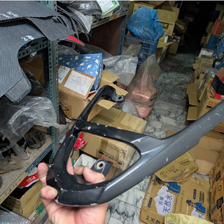 三陽錦昌機車-SUZUKI GSR 125 原廠後扶手 原廠後架 中古二手良品