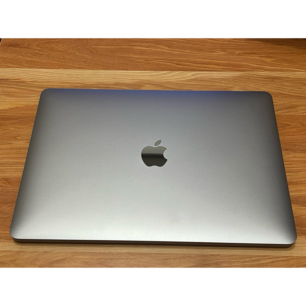 2022 MacBook Pro 13吋 M2 / 16GB / 512GB 太空灰 A2338原廠盒裝狀況良好二手筆電