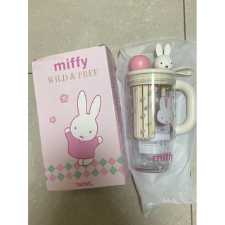 正版米飛兔大容量水杯 miffy吸管水杯帶把手 米菲杯子 補水 大容量tritan水杯 奶茶杯 11J-00231