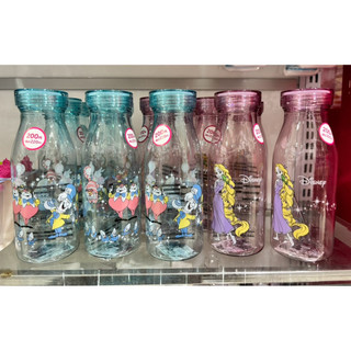 日本大創商品代購 廣口迪士尼牛奶瓶愛麗絲夢遊仙境、魔髮奇緣 質感水瓶透明水壺/果汁瓶/隨行杯/輕便水壺/水瓶/野餐