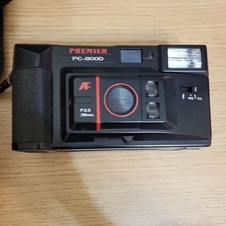 台 Premier PC-800D（或稱 Premier PC-800）相機