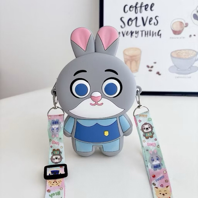 Disney 迪士尼 動物方城市 斜背包 ( 茱蒂 ) 茱蒂斜背包 動物方城市斜背包 動物方城市包包 包包 零錢包 禮物