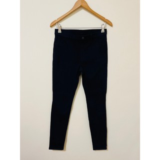 Uniqlo 黑色超彈性緊身褲 Ultra Stretch Leggings Pants 尺碼L 二手 TSHOP