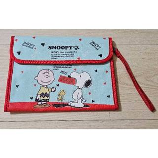 史努比 SNOOPY 多功能母子手冊證件包 收納包 PU多功能證件夾護照包 媽媽手冊保護套