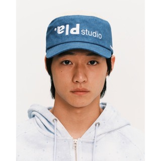 PLATEAU STUDIO Type p painter’s cap | Blue / beige