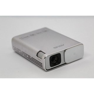 ASUS 華碩 ZenBeam E1 口袋LED投影 行動電源 LED投影機