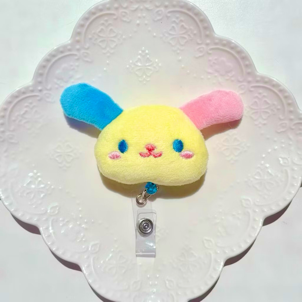 𓇬現貨𓇬 花小兔 Usahana 三麗鷗 可愛 易拉扣 伸縮扣 護理 學生證 悠遊卡 名牌 識別證 醫護 生日禮物