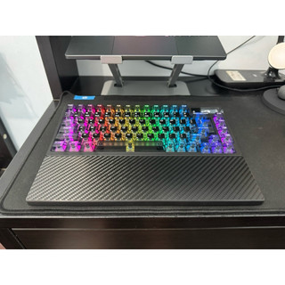 rog azoth碳纖維鋁合金cnc掌託 福利品