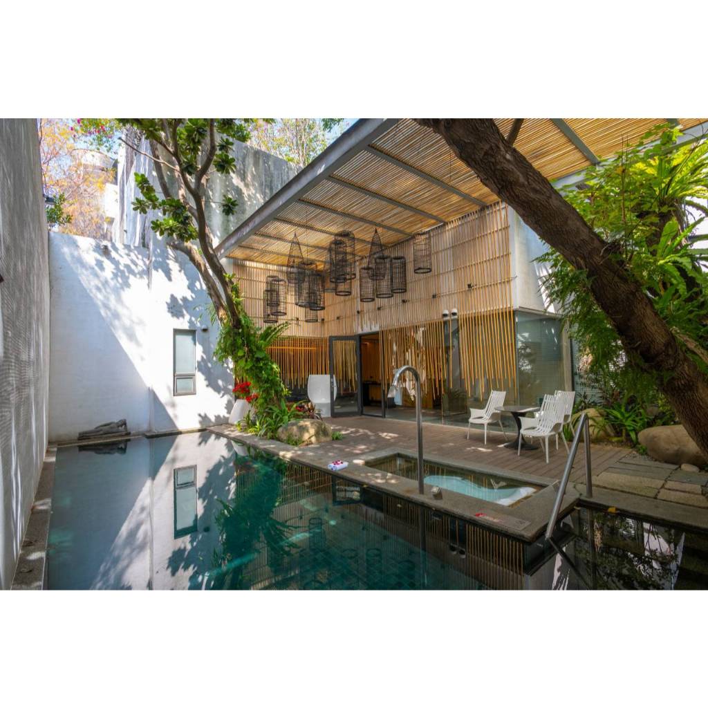 沐蘭精品旅館-台中館  代訂房 非住宿卷證件入住配合專案浮動式報價比住宿卷便宜