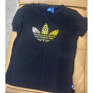 愛迪達Originals 豹紋圖騰修身T （二手）