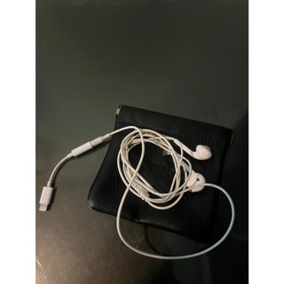 iphone 原廠轉接頭 + VIVO 耳麥 有破損不影響使用 + 收納包