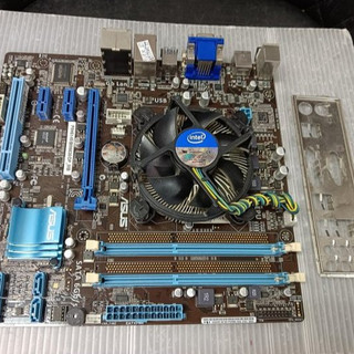 電腦雜貨店 ~華碩 P8H61-M/BM6630/DP_MB主機板1155/附檔板 二手良品 $600