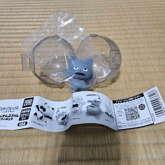 [TAKARATOMY][西村悠司.西村優志][にしむらゆうじ][扭蛋]滑跤摔倒公仔 壞壞貓款(全新)
