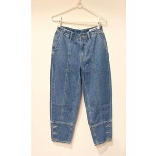 SISJEANS 牛仔褲-全新