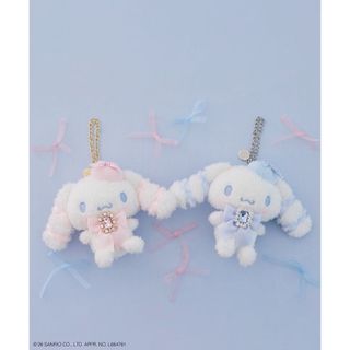 請聊聊預購 Maison de FLEUR 大耳狗 聯名 生日 限定 吊飾 娃娃 蝴蝶結 緞帶 日本正版