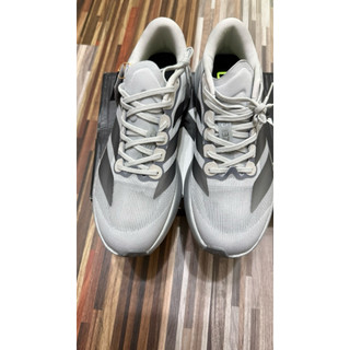 adidas 愛迪達 ADIZERO EVO SL 跑鞋(KI7351 男鞋 跑鞋 輕量 慢跑鞋 灰色)