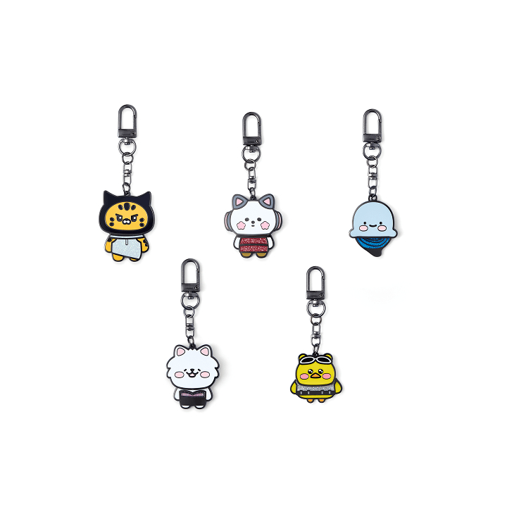 [ 代購 ] LE SSERAFIM FIM'S CLUB Metal keyring 金屬吊飾 分成員 官方正版