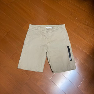 （Size 34w) Nike Sportwear 百搭短褲 （3M櫃左R)