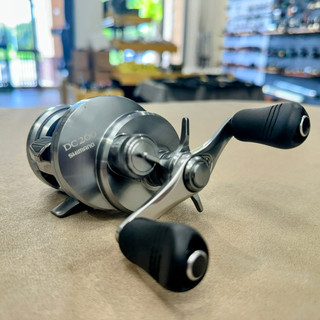 （日本製）二手 SHIMANO Calcutta Conquest DC 200 兩軸式捲線器 黑康 銀康